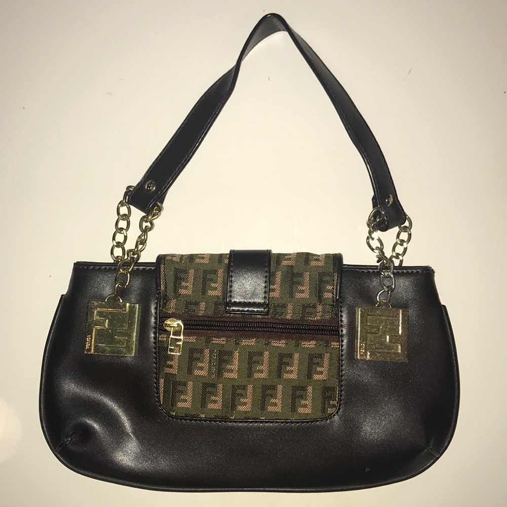 - Authentic Fendi vintage purse - Picture 2 of 6